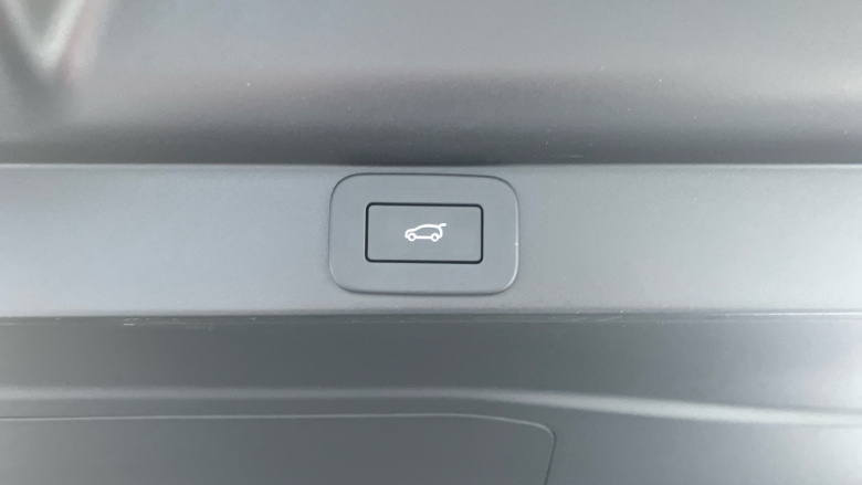 Land Rover Range Rover 3.0 P460e SE 4dr Auto Estate